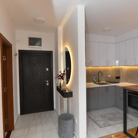 Apartament Dina